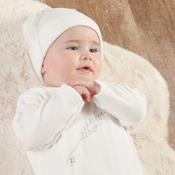 ensemble pyjama et bonnet pour bébé en velours bio